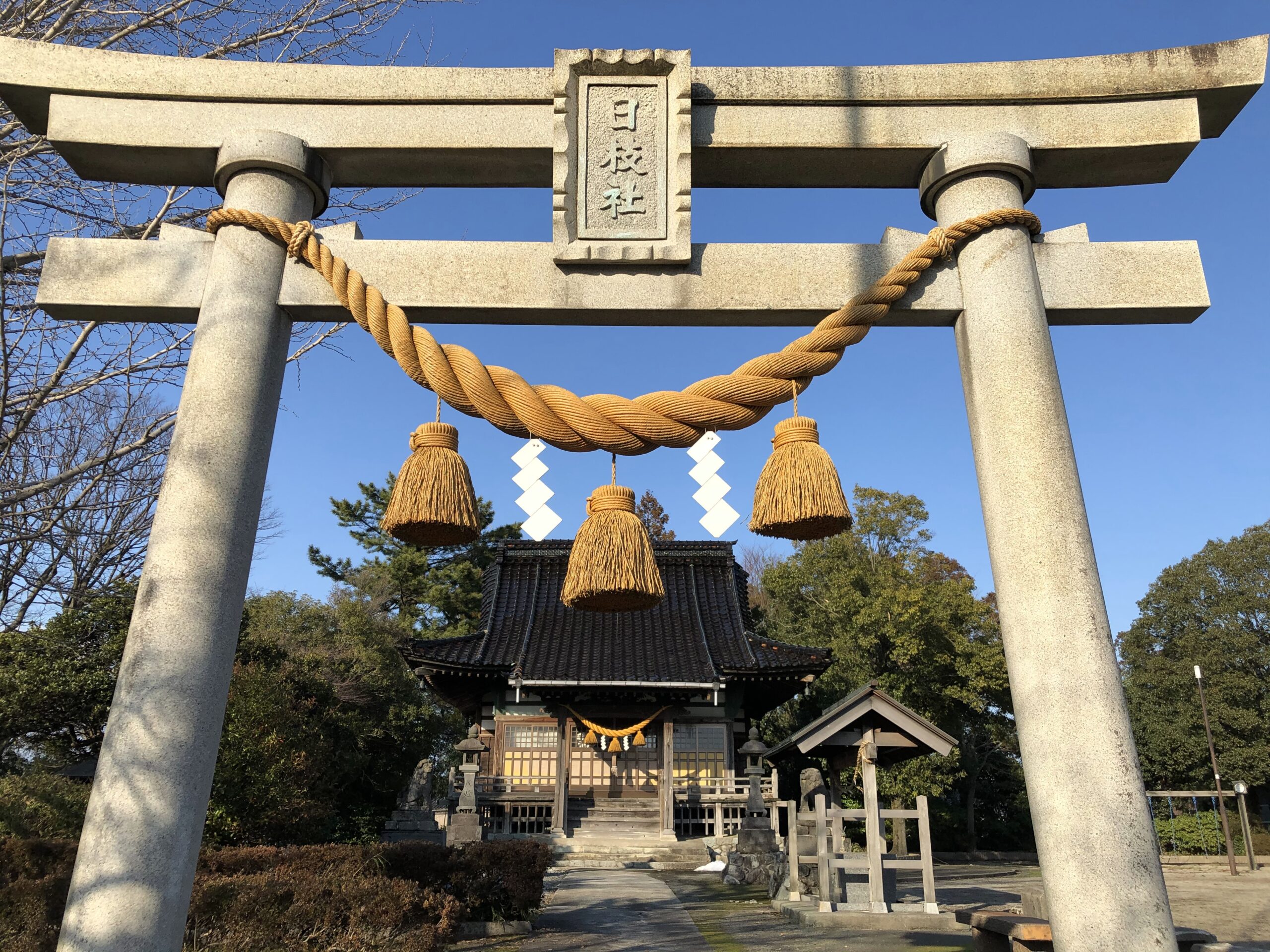日枝社・八坂社（日枝神社・八坂神社）（富山市八町の氏神神社） | 越